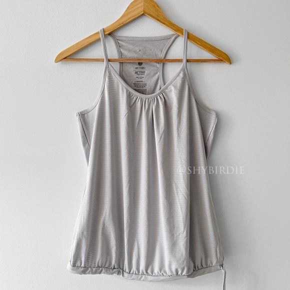 NEW Lot of 2 Old Navy Active Loose Fit Athletic Racerback Tank Tops, Small - Picture 2 of 14